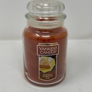 Yankee Candle Pumpkin Pie Authentic Yankee Fragrance Large 22 oz, Food & Spice